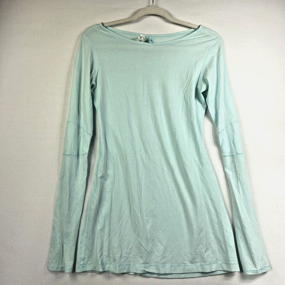 Lululemon Womens Basic Size 6 Long Sleeve T Shirt Pastel Blue